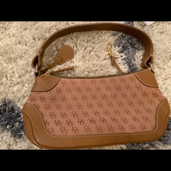 Vintage Dooney & Bourke tan small tote - Picture 2 of 7